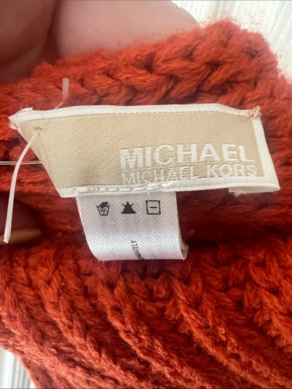 Michael Kors Charcoal Gray Cable Knit Scarf with Gold Logo Plaque